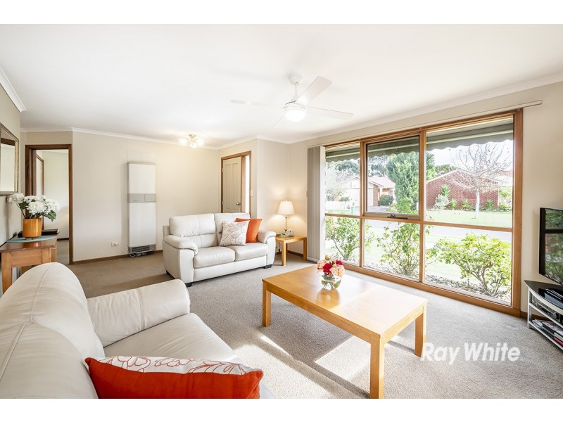 1/8 Franks Way, Cranbourne North VIC 3977