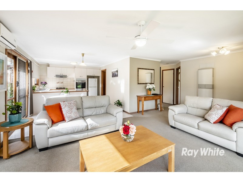 1/8 Franks Way, Cranbourne North VIC 3977