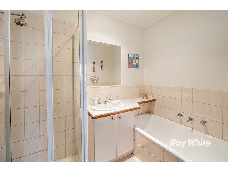 1/8 Franks Way, Cranbourne North VIC 3977