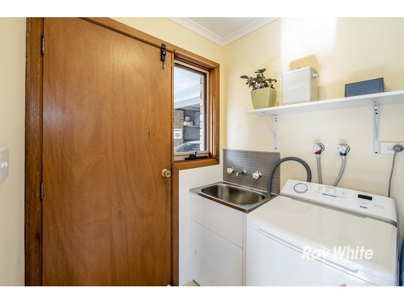 1/8 Franks Way, Cranbourne North VIC 3977