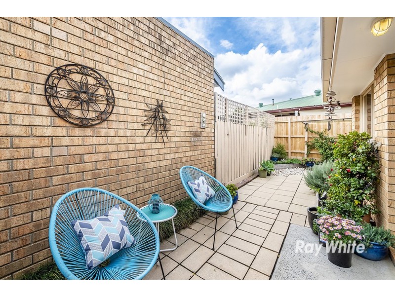 1/8 Franks Way, Cranbourne North VIC 3977