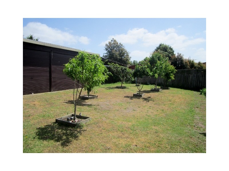 64 Toirram Crescent, Cranbourne VIC 3977