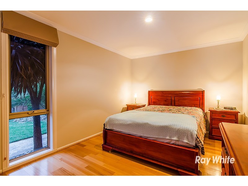 29 Hal Porter Terrace, Lynbrook VIC 3975