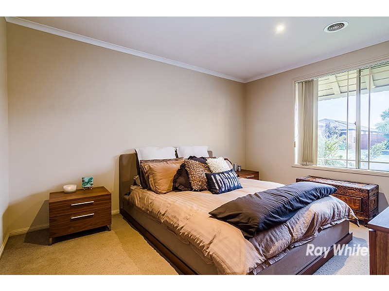 41 Diamond Parade, Skye VIC 3977