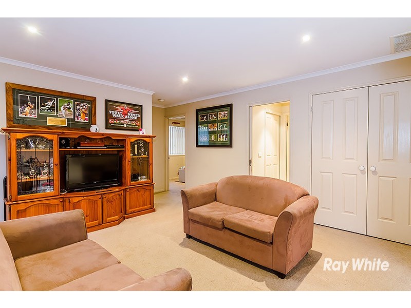 41 Diamond Parade, Skye VIC 3977