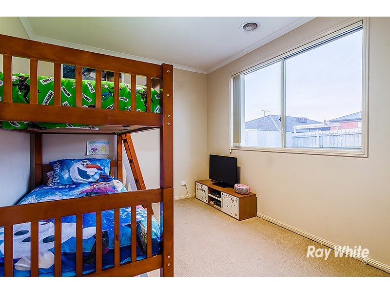 41 Diamond Parade, Skye VIC 3977