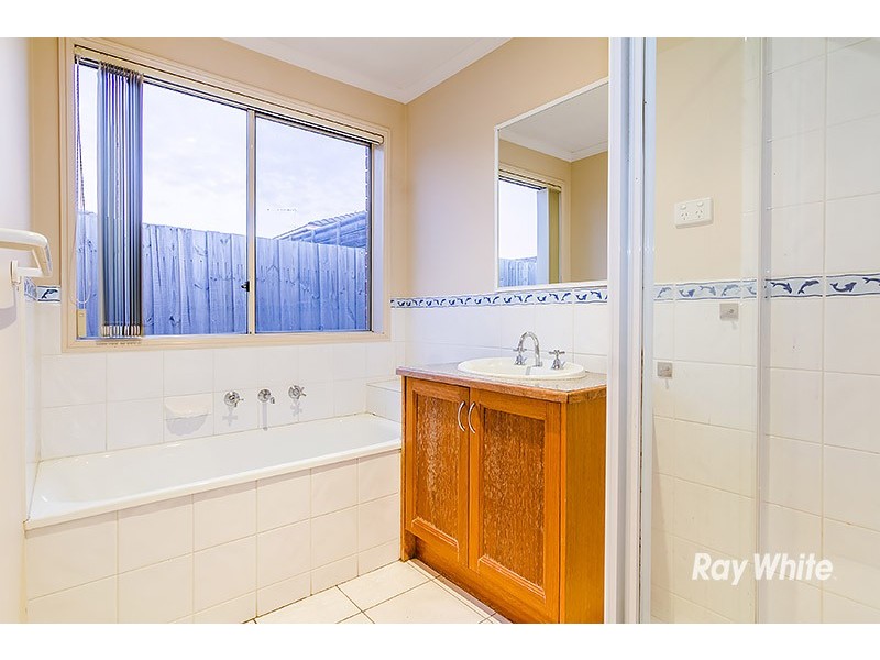 41 Diamond Parade, Skye VIC 3977