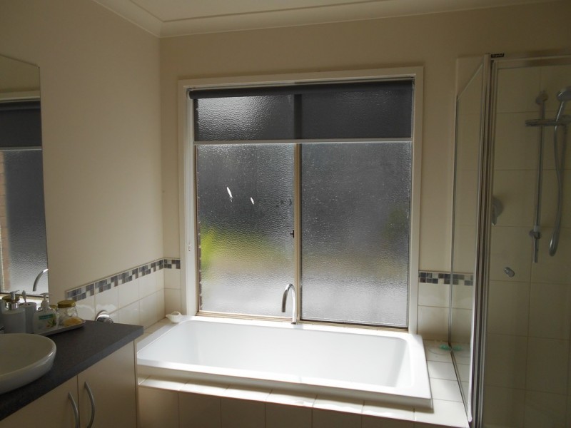 16 Wattle Valley Close, Lyndhurst VIC 3975