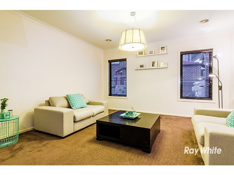 33 Alysha Avenue, Lyndhurst VIC 3975