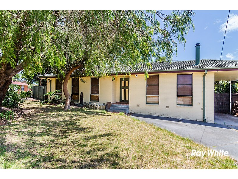 4 Valepark Crescent, Cranbourne VIC 3977