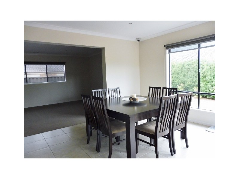 57 Stately Drive, Cranbourne East VIC 3977