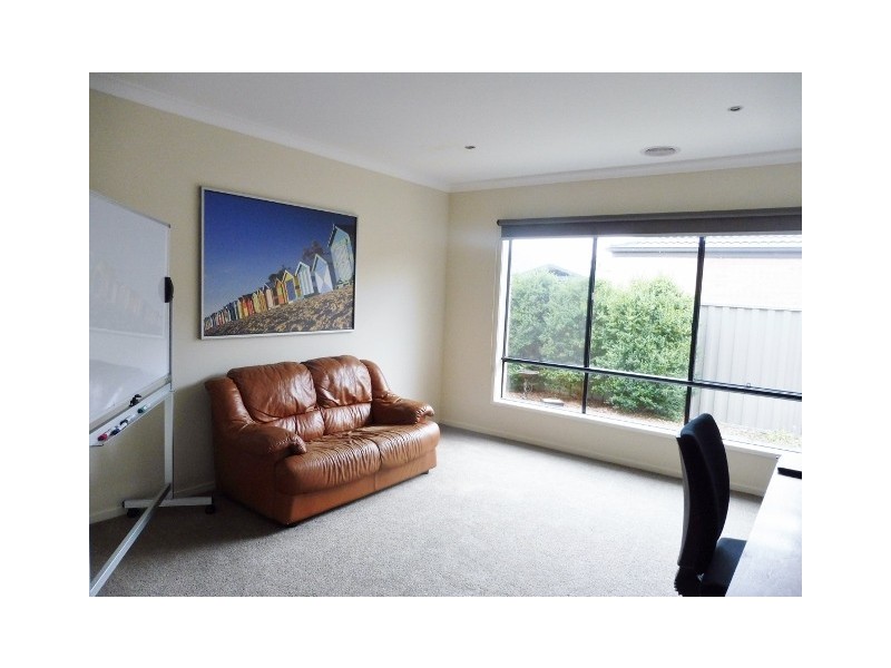 57 Stately Drive, Cranbourne East VIC 3977