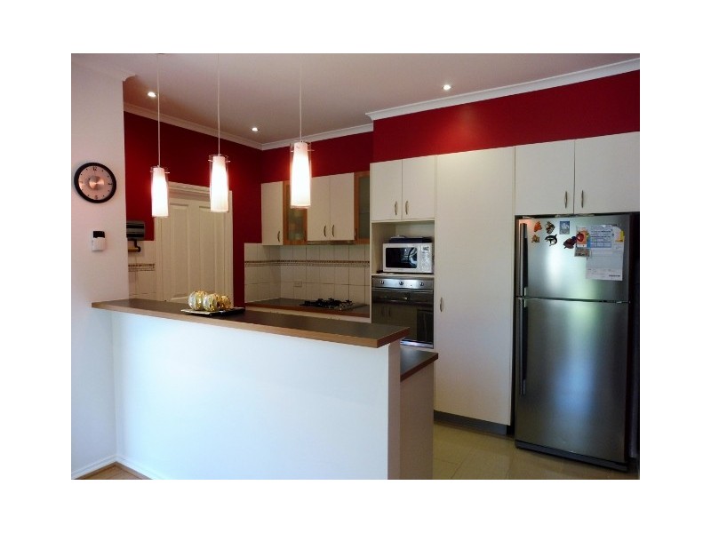 115 Golden Grove Drive, Narre Warren South VIC 3805