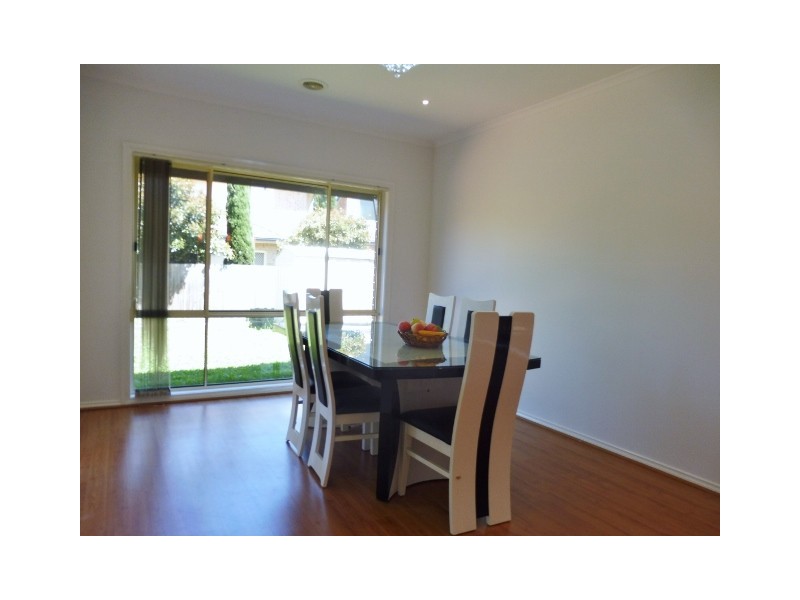 115 Golden Grove Drive, Narre Warren South VIC 3805