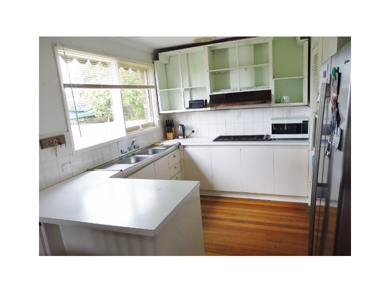 77 Circle Drive South, Cranbourne VIC 3977