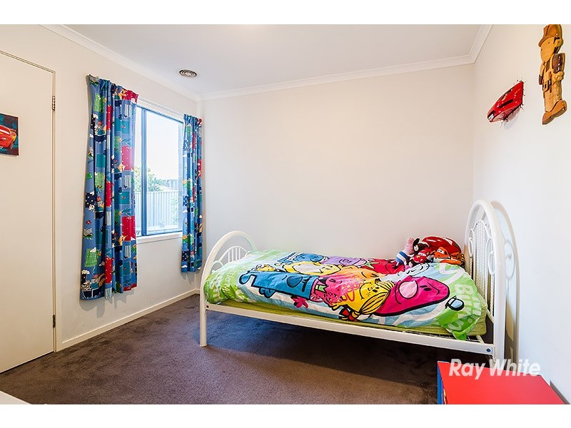 12 Reynard Place, Cranbourne East VIC 3977