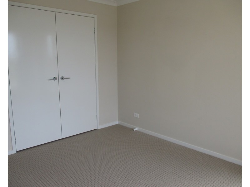 12 Selandra Boulevard, Clyde North VIC 3978