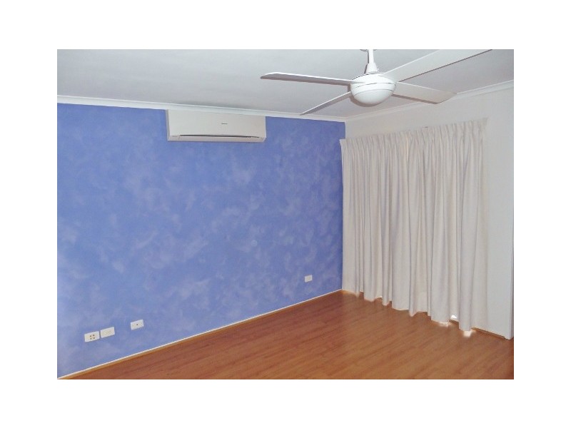 37 Maculata Drive, Cranbourne West VIC 3977