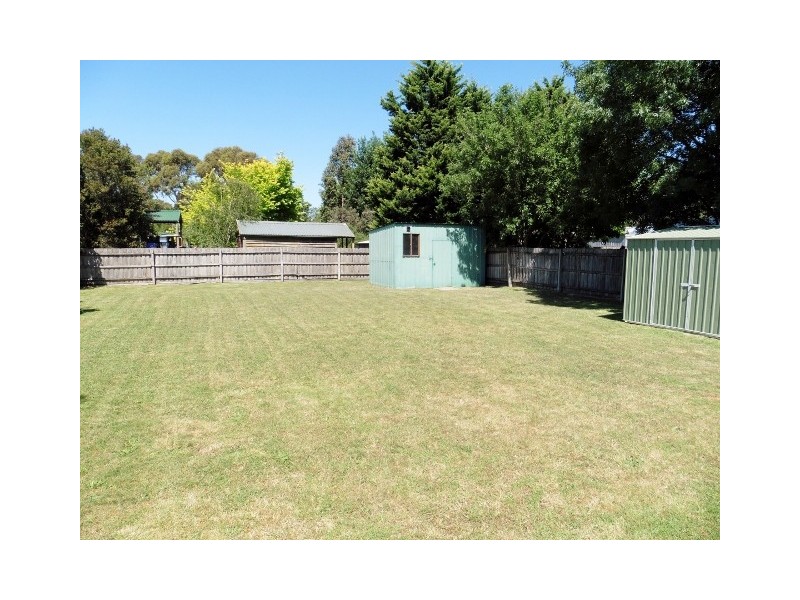 37 Maculata Drive, Cranbourne West VIC 3977