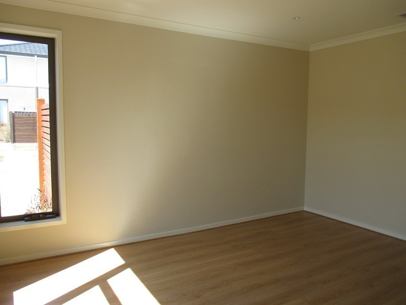 22 Selandra Boulevard, Clyde North VIC 3978