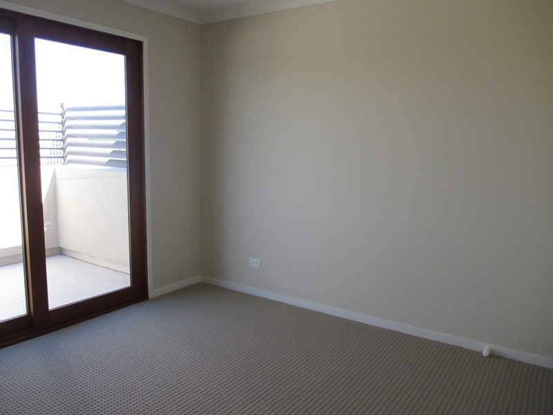 22 Selandra Boulevard, Clyde North VIC 3978