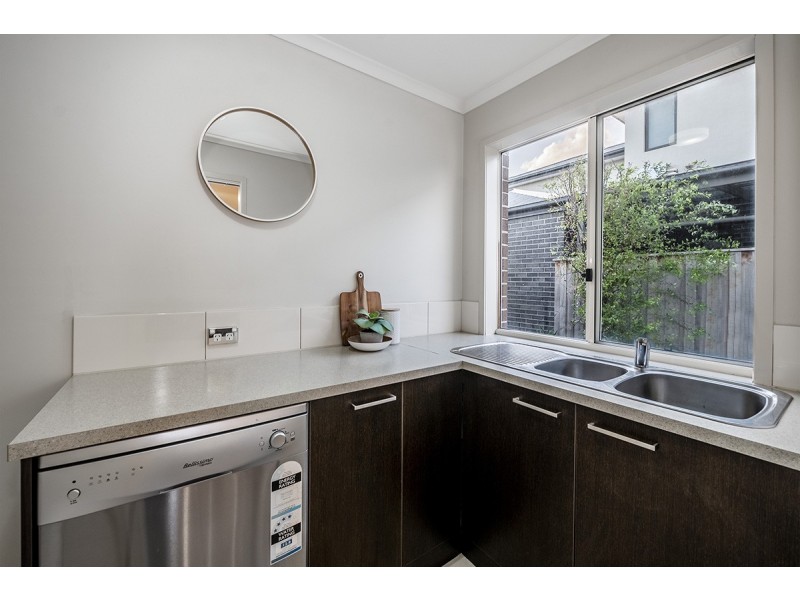 10 Colendy Close, Lyndhurst VIC 3975