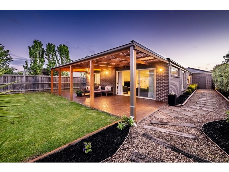 10 Colendy Close, Lyndhurst VIC 3975