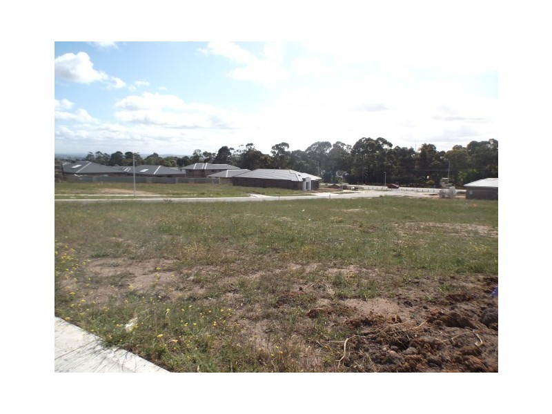 21 Fable Way, Cranbourne East VIC 3977