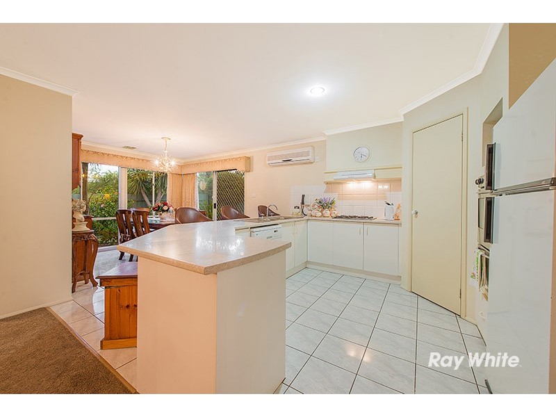 18 Mariner Close, Cranbourne North VIC 3977