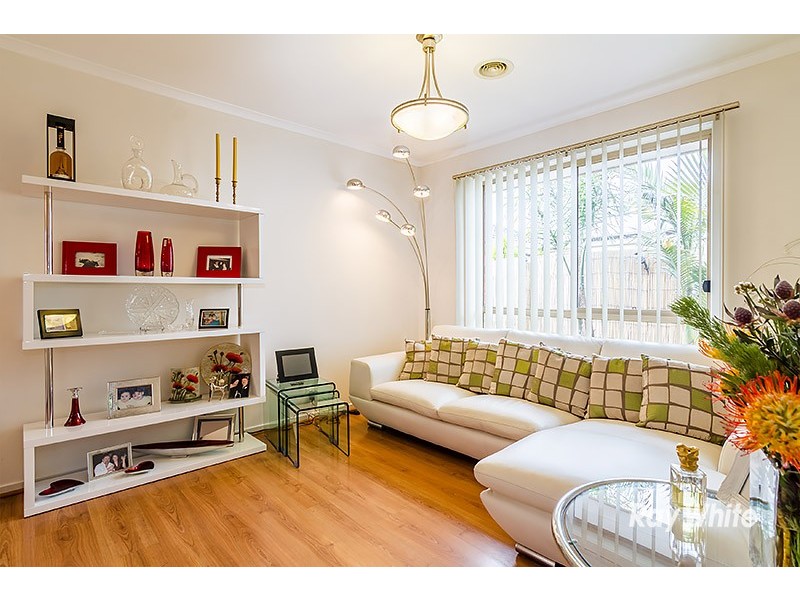 33 Genista Road, Cranbourne West VIC 3977