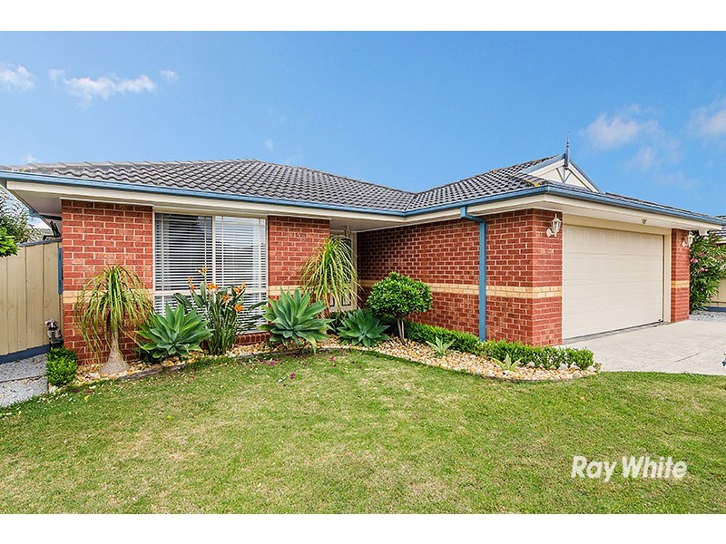 33 Genista Road, Cranbourne West VIC 3977