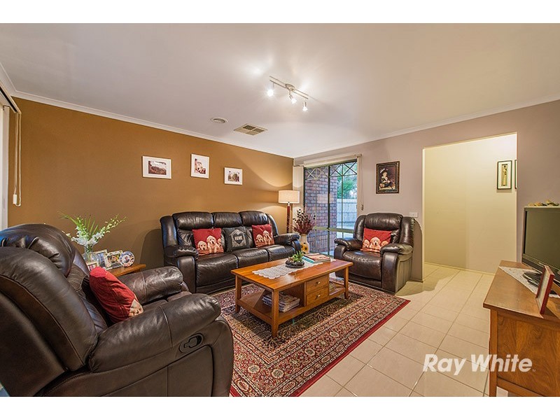 3 Andre Court, Cranbourne West VIC 3977