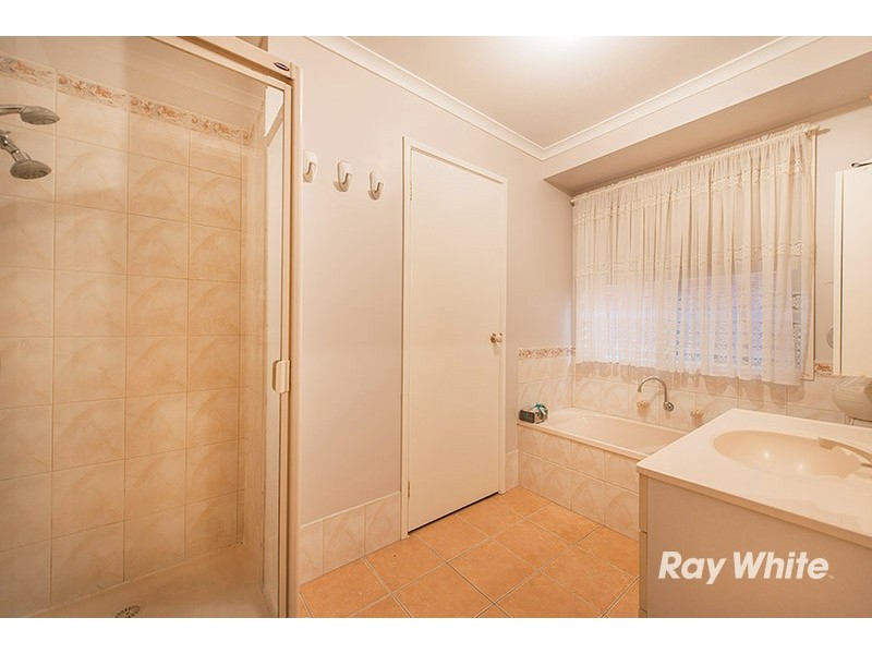 3 Andre Court, Cranbourne West VIC 3977