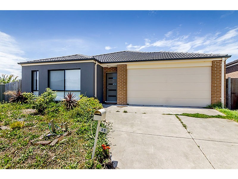 25 Ardent Crescent, Cranbourne East VIC 3977