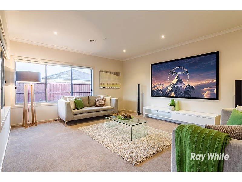 142 Boland Drive, Lyndhurst VIC 3975