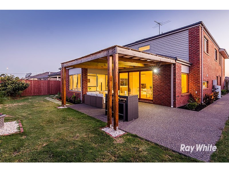 142 Boland Drive, Lyndhurst VIC 3975