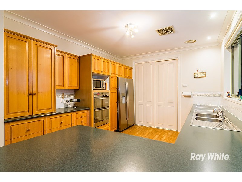 1 Cloverdale Lane, Lysterfield South VIC 3156