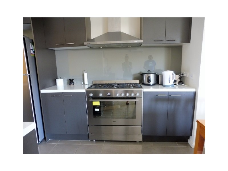 16 Pleven Rise, Clyde North VIC 3978