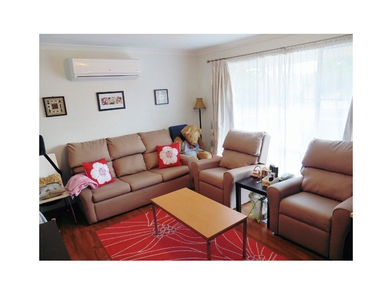 34 Bates Street, Cranbourne West VIC 3977