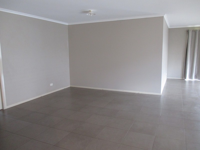 9 Georgia Close, Tooradin VIC 3980