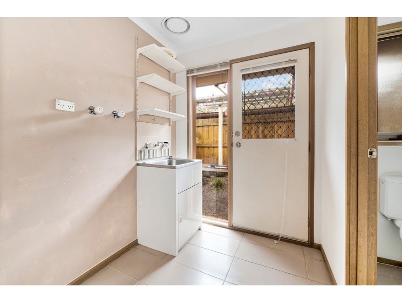 14 Brentwood Avenue, Cranbourne North VIC 3977