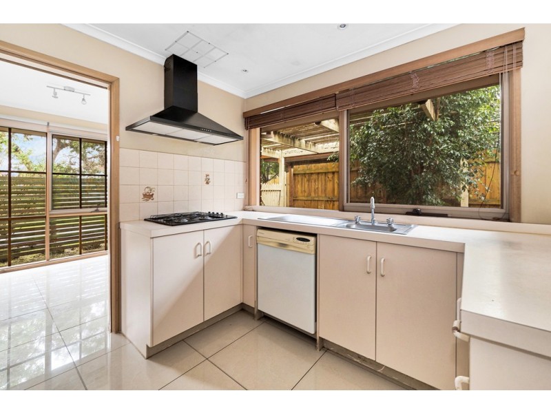 14 Brentwood Avenue, Cranbourne North VIC 3977