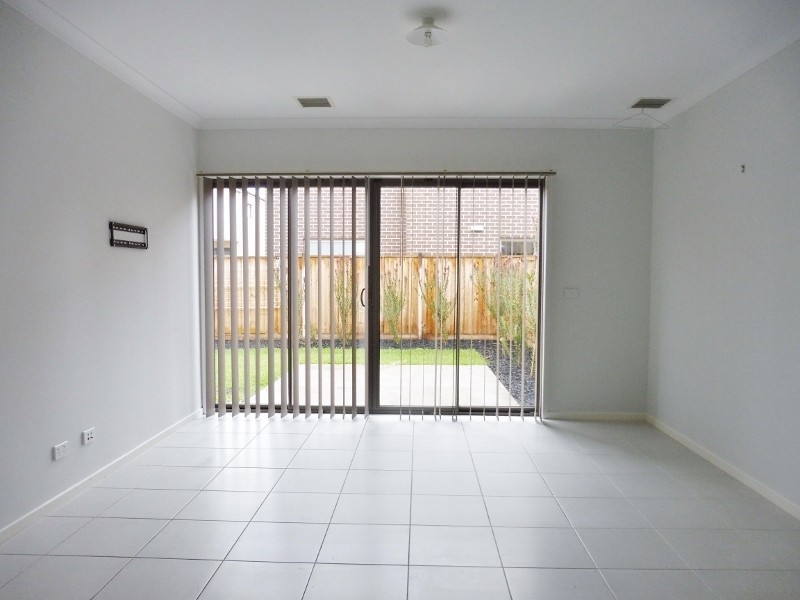 8 Sticht Way, Clyde VIC 3978