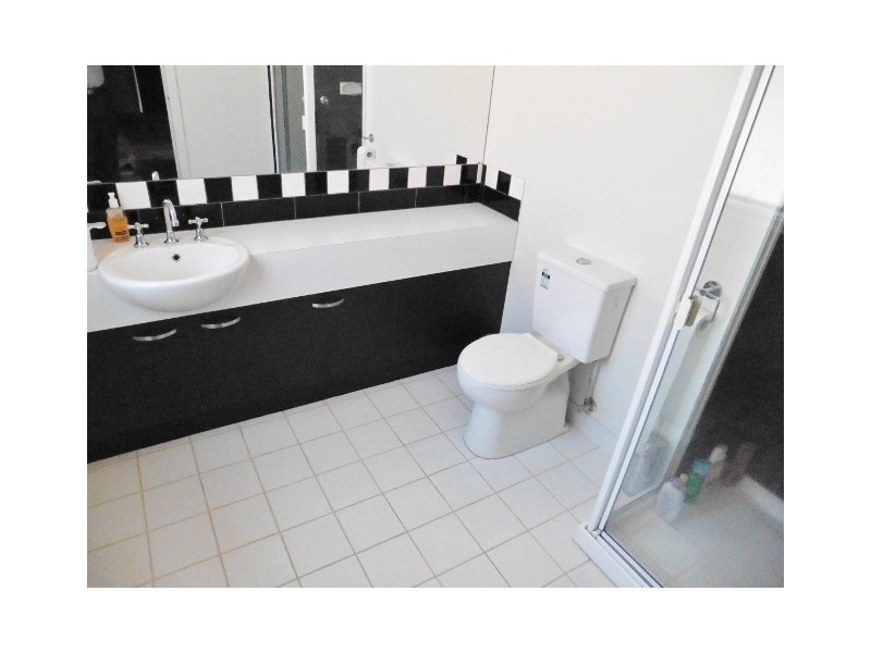 155 Rosebank Drive, Cranbourne North VIC 3977