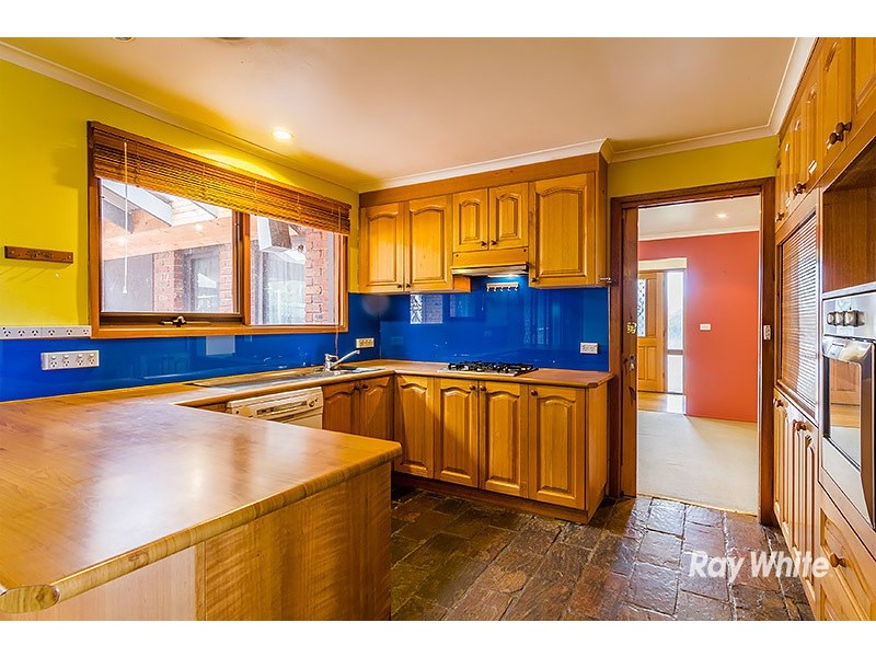 6 Rimfire Crescent, Cranbourne VIC 3977