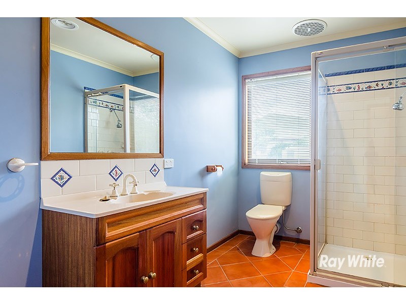 6 Rimfire Crescent, Cranbourne VIC 3977