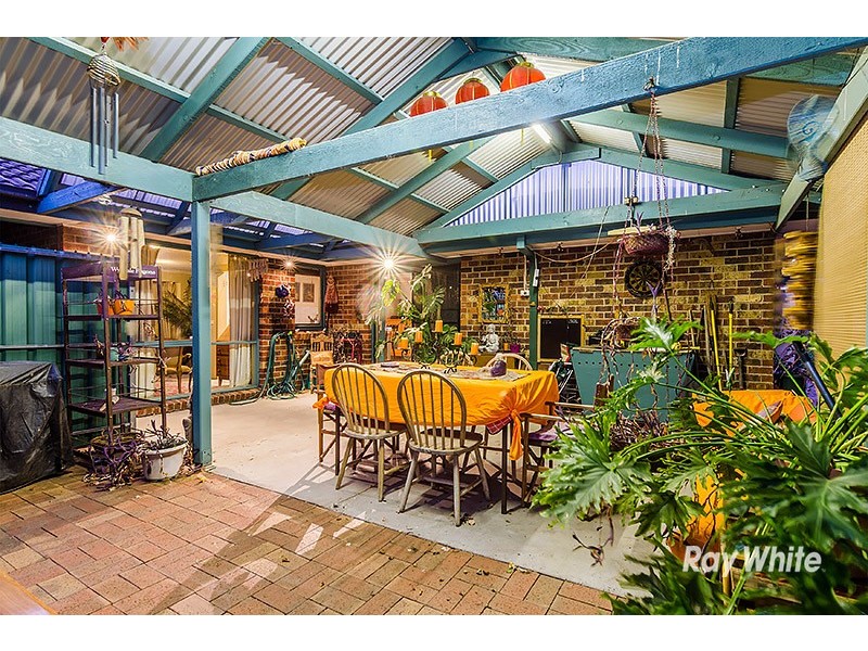 67 Courtenay Avenue, Cranbourne North VIC 3977