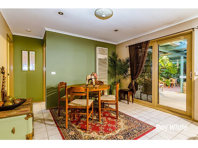 67 Courtenay Avenue, Cranbourne North VIC 3977