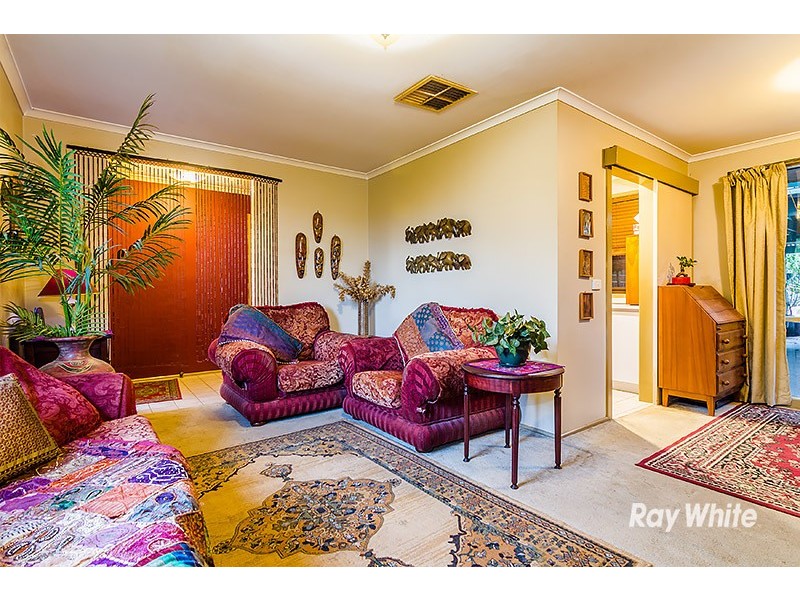 67 Courtenay Avenue, Cranbourne North VIC 3977