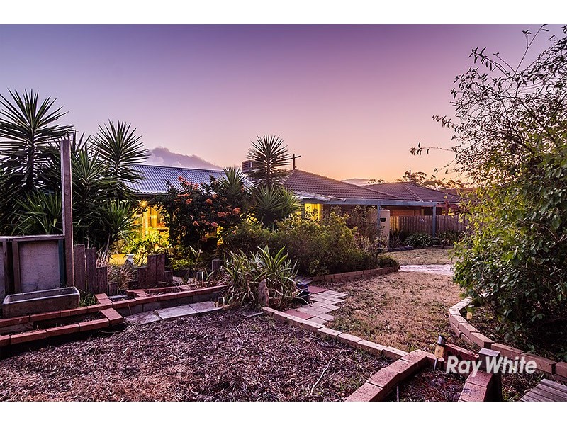 67 Courtenay Avenue, Cranbourne North VIC 3977